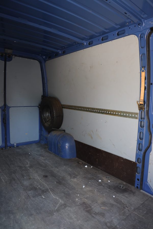 Renault MASTER FOURGON 2.5 (KMG-366) - Image 22