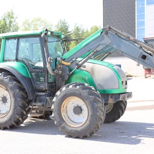 VALTRA M 120 TRAKTORI (103-JAE)