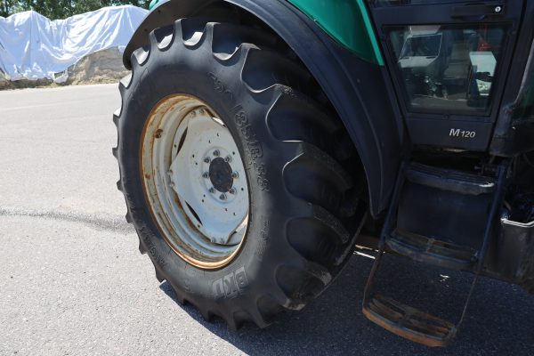 VALTRA M 120 TRAKTORI (103-JAE) - Image 25