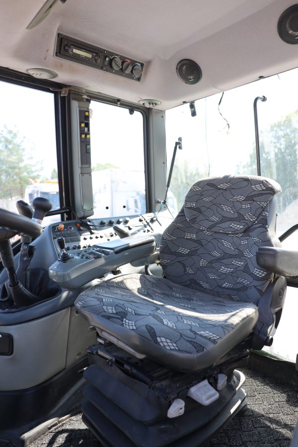 VALTRA M 120 TRAKTORI (103-JAE) - Image 32