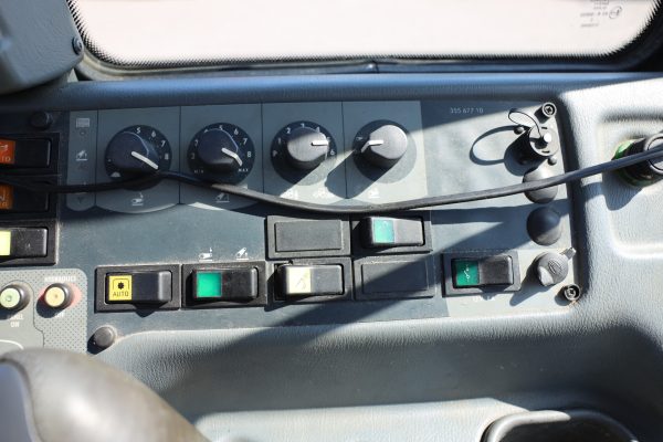 VALTRA M 120 TRAKTORI (103-JAE) - Image 50