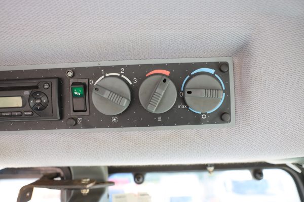 VALTRA M 120 TRAKTORI (103-JAE) - Image 51