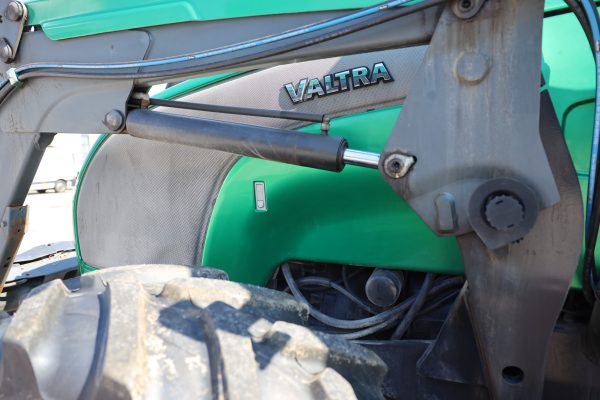 VALTRA M 120 TRAKTORI (103-JAE) - Image 58