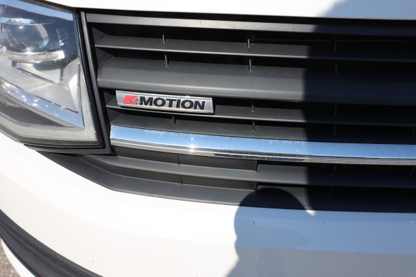 Volkswagen TRANSPORTER 2.0, 4 Motion (KNV-799) - Image 23