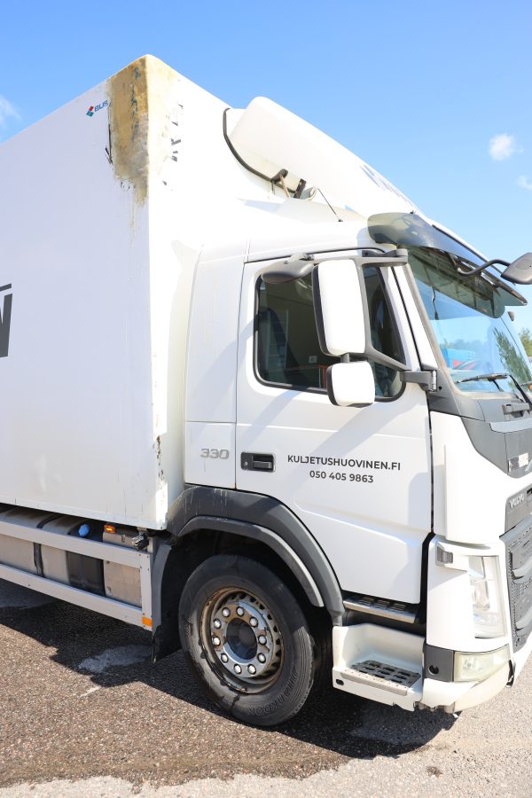 Volvo FM 330 4X2 Umpikorinen 10837cm3 (ZNP-556) - Image 23