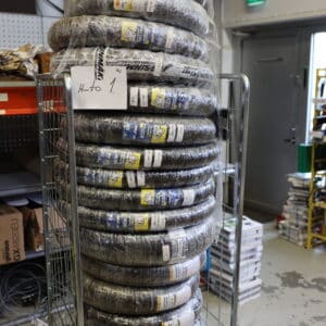 Michelin, Dunlop, Pirelli renkaita 18 kpl (1)