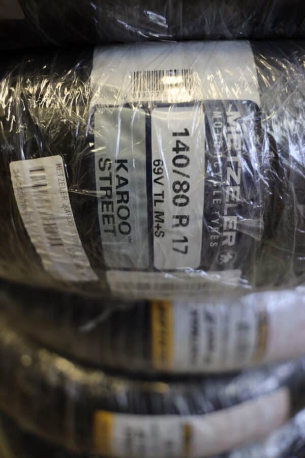 Michelin, Dunlop, Pirelli renkaita 18 kpl (1) - Image 8