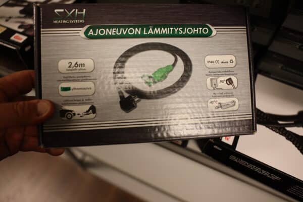 Inventteri 2 kpl, polttoainetankki 2 kpl, latauskaapeli, lämmitysjohtoja (39) - Image 18