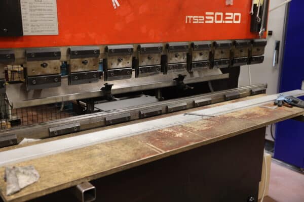 AMADA ITS2 50.20 särmäyspuristin (H33) - Image 8