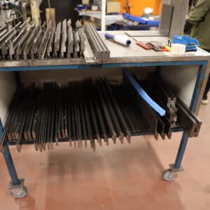 Särmäyspuristimen työkaluja (H34)