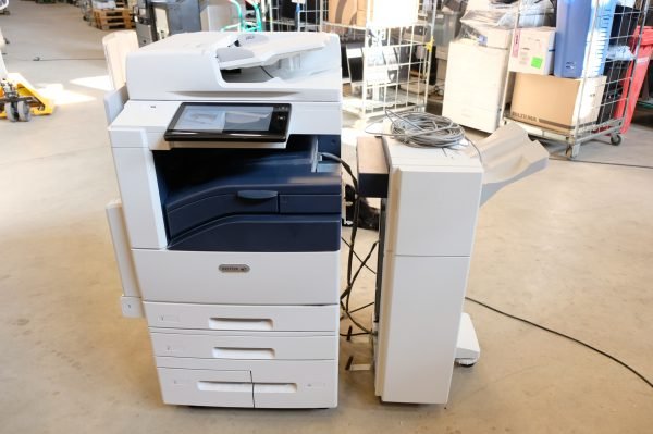XEROX AltaLink C8045 monitoimilaite + viimeistelijä (X2)