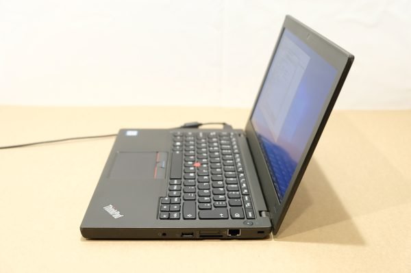 Lenovo ThinkPad X260 kannettava tietokone (NT102) - Image 7