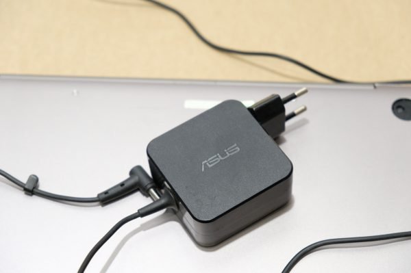 Asus UX410U kannettava tietokone (NT103) - Image 7
