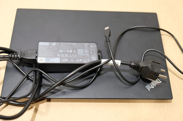 Lenovo ThinkPad X280 kannettava tietokone (NT107) - Image 18