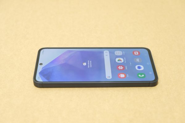 Samsung Galaxy A55 5G puhelin (NT110) - Image 2