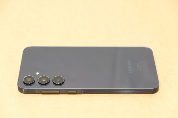 Samsung Galaxy A55 5G puhelin (NT110) - Image 7