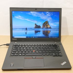 Lenovo ThinkPad L450 kannettava tietokone (NT111)
