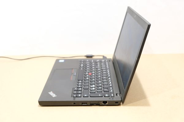 Lenovo ThinkPad X260 kannettava tietokone (NT112) - Image 7