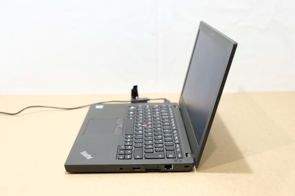 Lenovo ThinkPad X260 kannettava tietokone (NT116) - Image 3