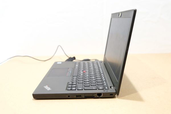 Lenovo ThinkPad X260 kannettava tietokone (NT120) - Image 12