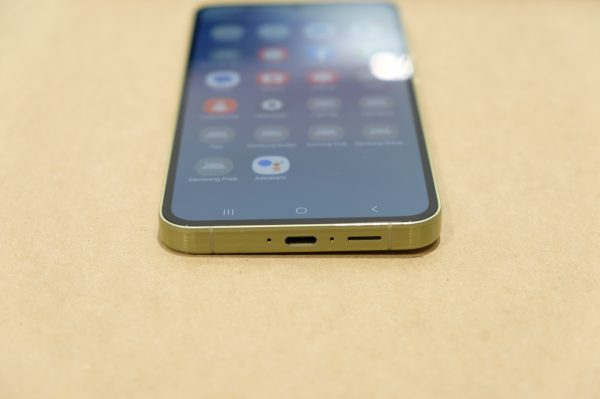 Samsung Galaxy A55 5G puhelin & DELL Latitude 7300 tietokone (NT125) - Image 18
