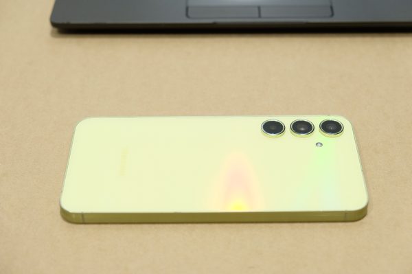 Samsung Galaxy A55 5G puhelin & DELL Latitude 7300 tietokone (NT125) - Image 21