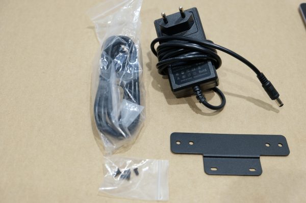 iPad Air & Trycoo WI-6 Mini PC (JM1) - Image 9