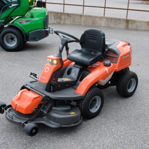Husqvarna R 216T AWD ajettava ruohonleikkuri (G1000)