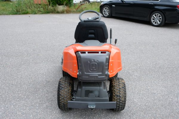 Husqvarna R 216T AWD ajettava ruohonleikkuri (G1000) - Image 12