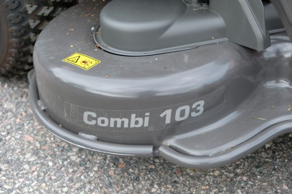 Husqvarna R 216T AWD ajettava ruohonleikkuri (G1000) - Image 16