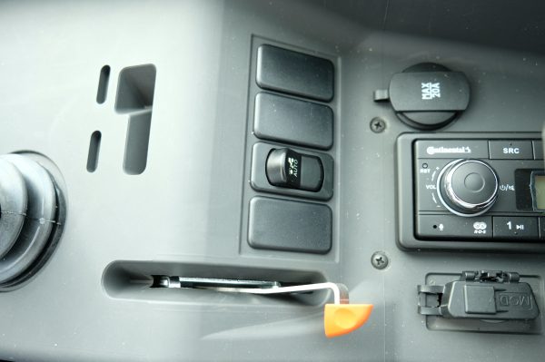 AVANT 650i kuormaaja (G1001) - Image 23