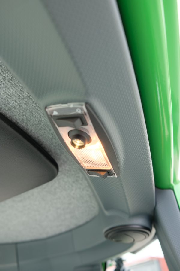 AVANT 650i kuormaaja (G1001) - Image 38