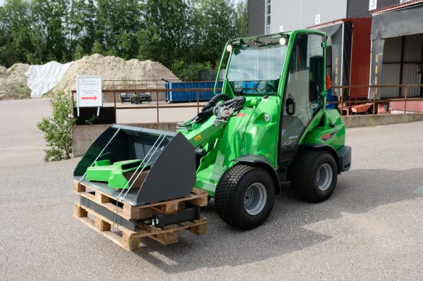 AVANT 650i kuormaaja (G1001)