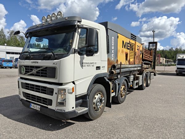 NEMEK 407 RT PORAVAUNU, Volvo FM 400 12.8 (IHU-310) JA ATLAS COPCO RXS 566 KOMPRESSORI - Image 4