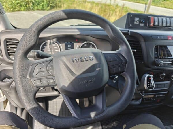 Linja-auto Iveco Forveda, UAB 3.0, -23 (MPH-242) - Image 48