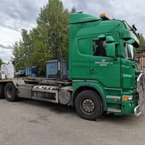 Scania P320 9.3, koukkulaite (MYT-405) korjattavaksi