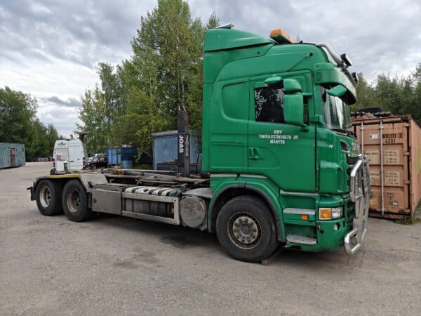 Scania P320 9.3, koukkulaite (MYT-405) korjattavaksi