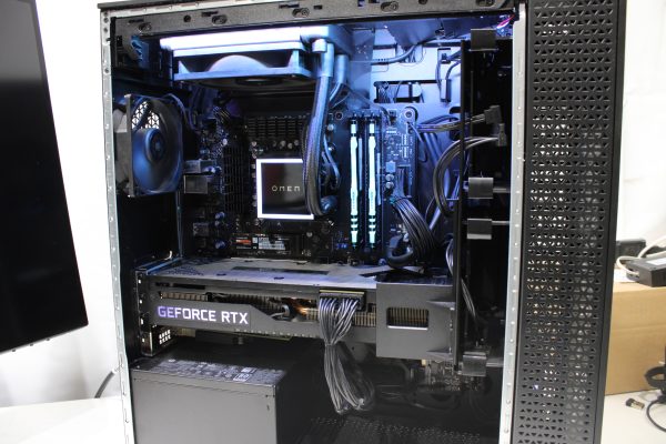 HP Omen GTI3 30L tietokone ja Dell Ultrasharp 27'' näyttö (TK2000) - Image 14
