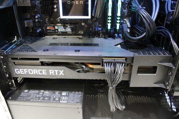 HP Omen GTI3 30L tietokone ja Dell Ultrasharp 27'' näyttö (TK2000) - Image 13