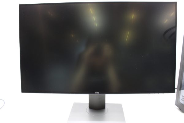 HP Omen GTI3 30L tietokone ja Dell Ultrasharp 27'' näyttö (TK2000) - Image 5