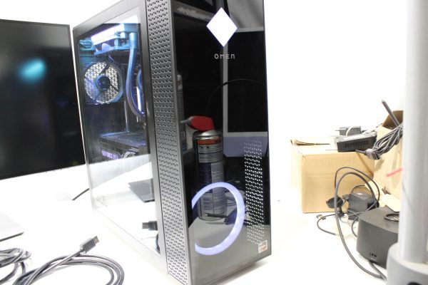 HP Omen GTI3 30L tietokone ja Dell Ultrasharp 27'' näyttö (TK2001) - Image 6