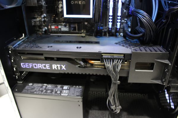 HP Omen GTI3 30L tietokone ja Dell Ultrasharp 27'' näyttö (TK2001) - Image 10