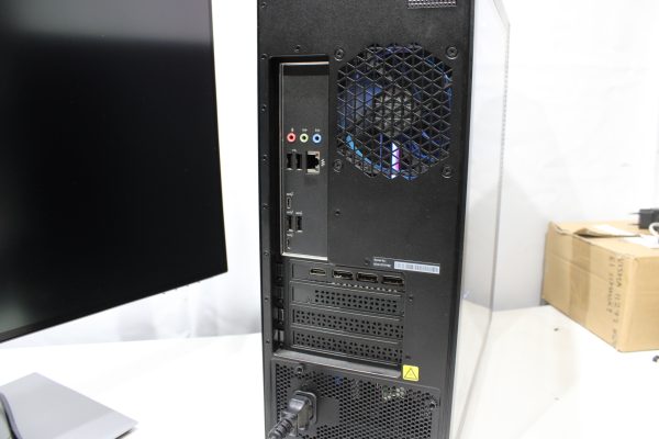 HP Omen GTI3 30L tietokone ja Dell Ultrasharp 27'' näyttö (TK2001) - Image 7