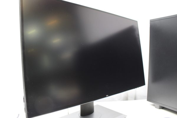 Blackstorm pelitietokone ja Dell Ultrasharp 27'' näyttö (TK2002) - Image 17