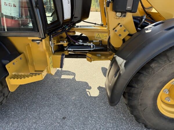CAT 906 M - Image 10