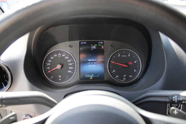 Mercedes-Benz Sprinter 2.1 (COU-399) - Image 8