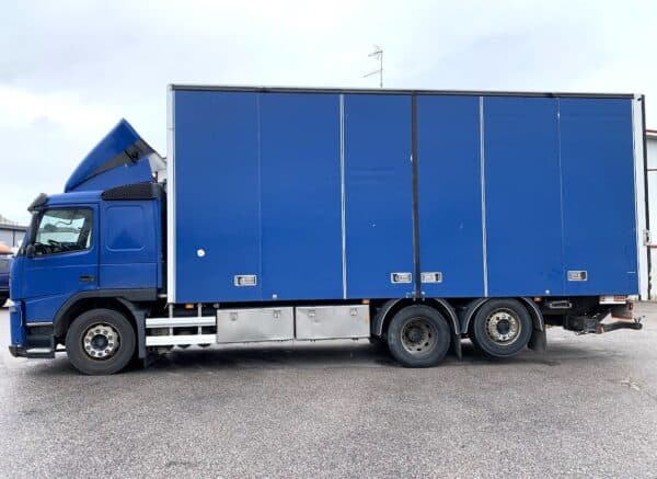 Volvo FM330 - Image 2