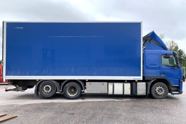 Volvo FM330 - Image 5