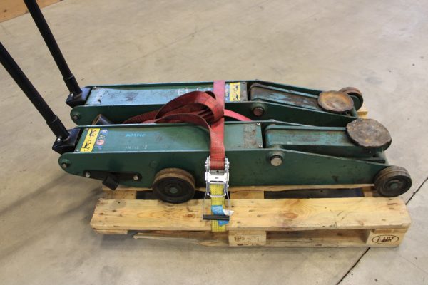 Ilmahydraulinostin Compac 2 kpl (TK85) - Image 3