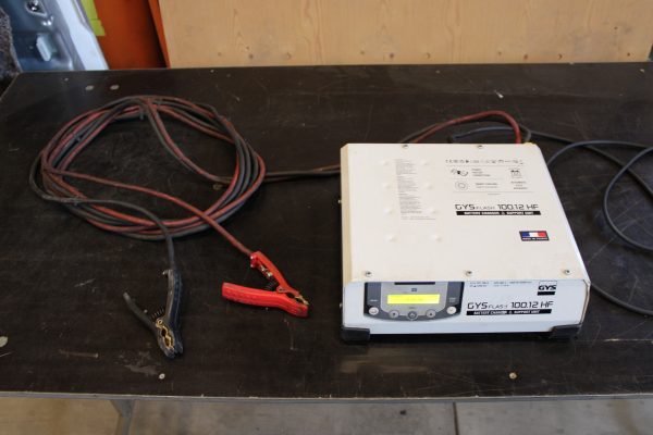GYS Flash 100.12HF akkulaturi (TK89) - Image 2